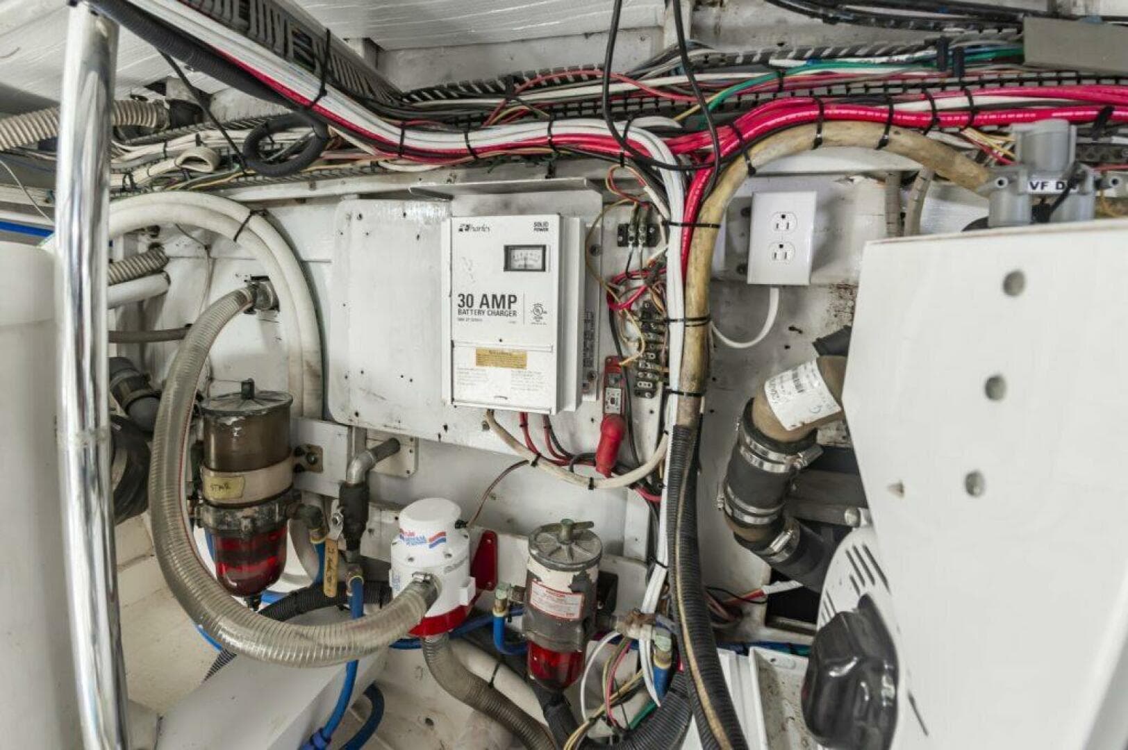 1985 Scarborough 41 Express — photo 46