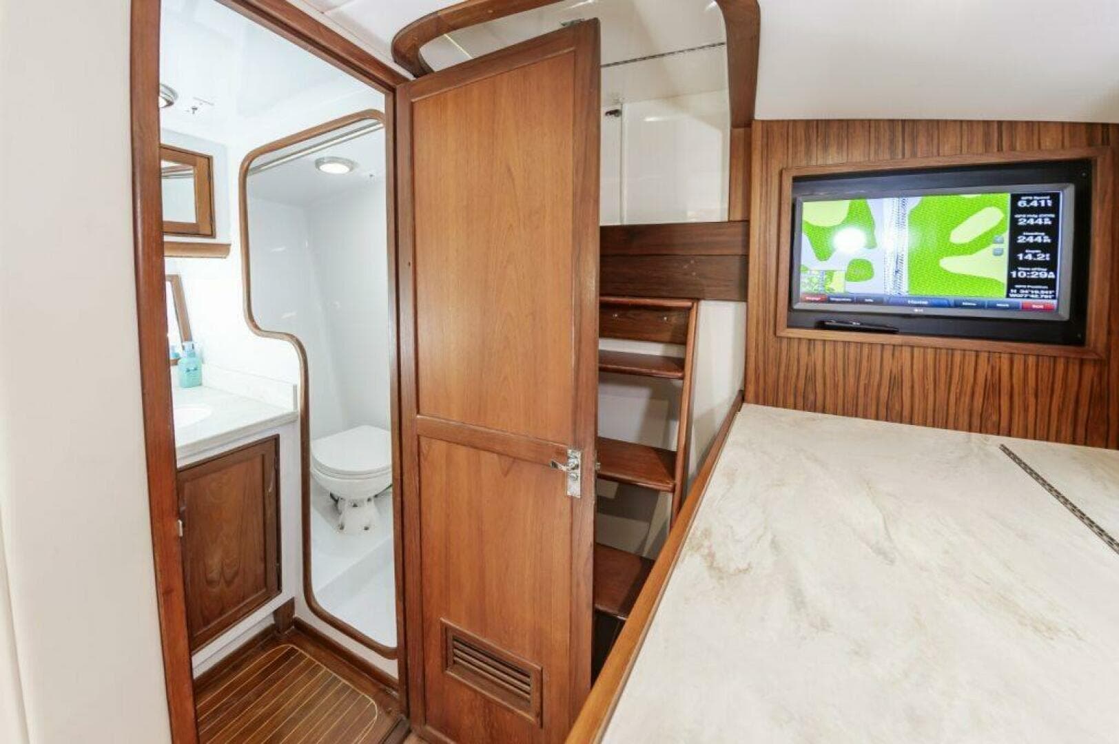 1985 Scarborough 41 Express — photo 34