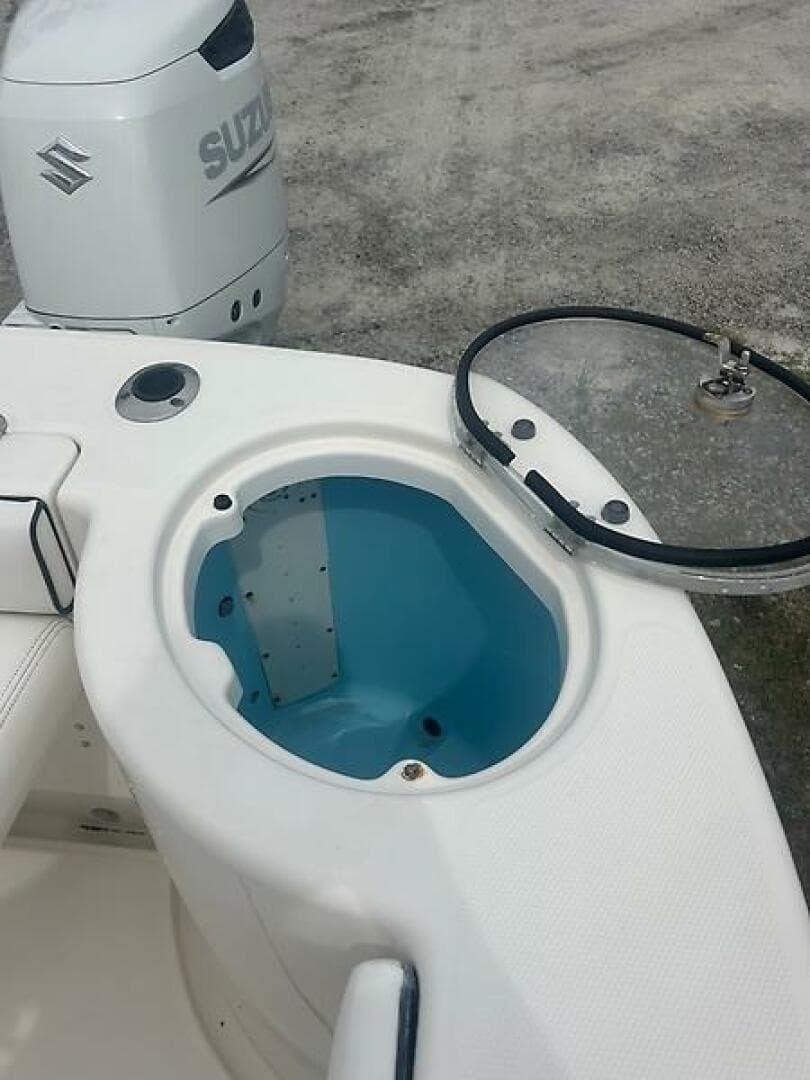 2007 Robalo R300 Center Console — photo 17