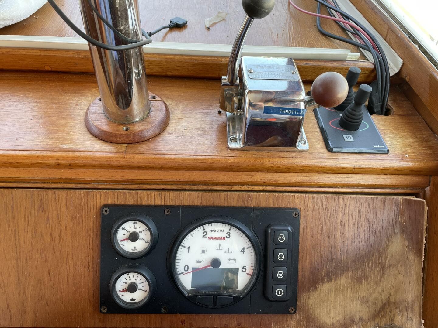 1982 Grand Banks — photo 17