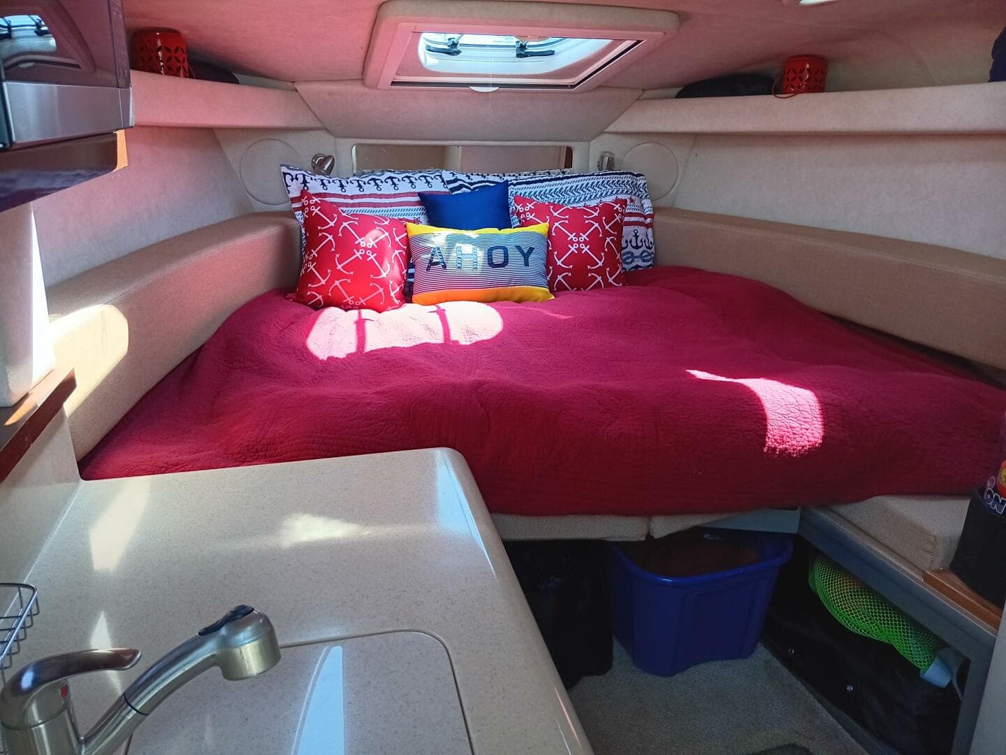 2010 Sea Ray 260 Sundancer — photo 29