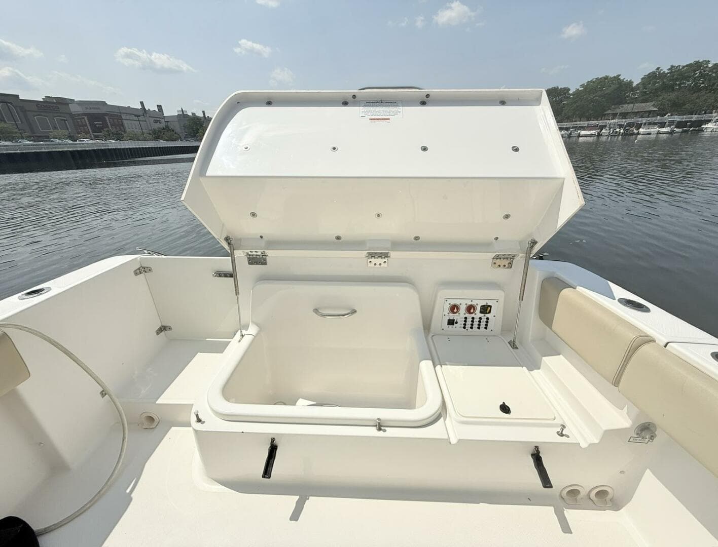 2015 Pursuit ST 310 Sport Tender — photo 18
