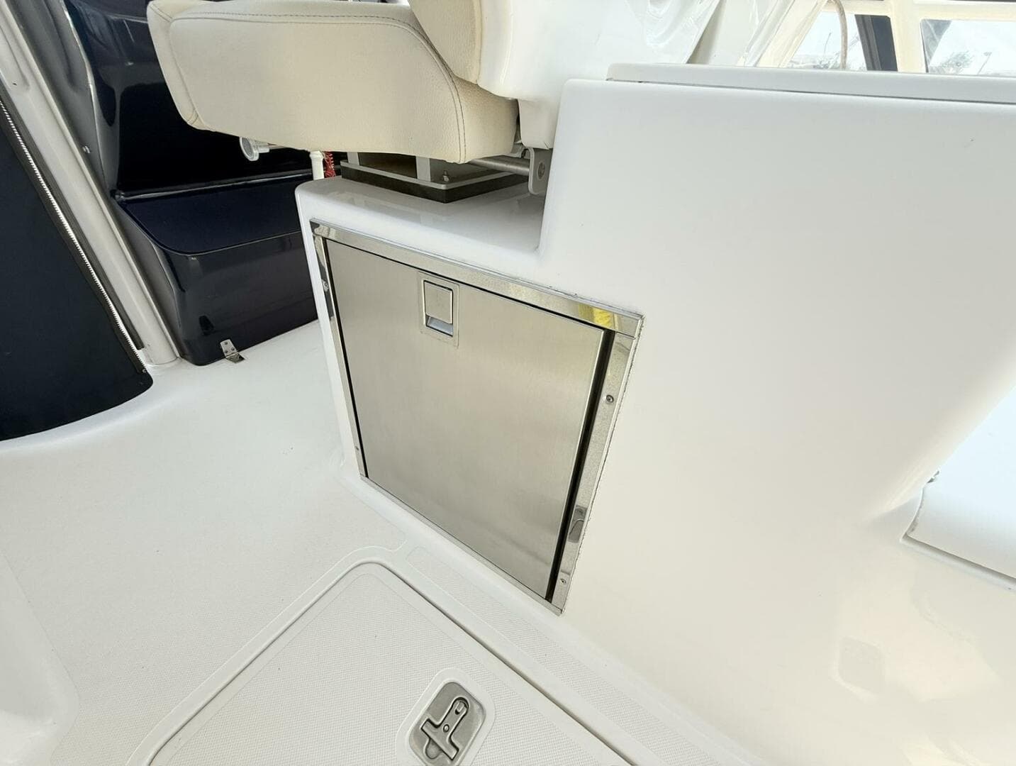 2015 Pursuit ST 310 Sport Tender — photo 11