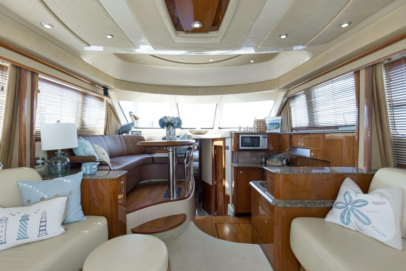 2007 Sea Ray 52 Sedan Bridge — photo 2