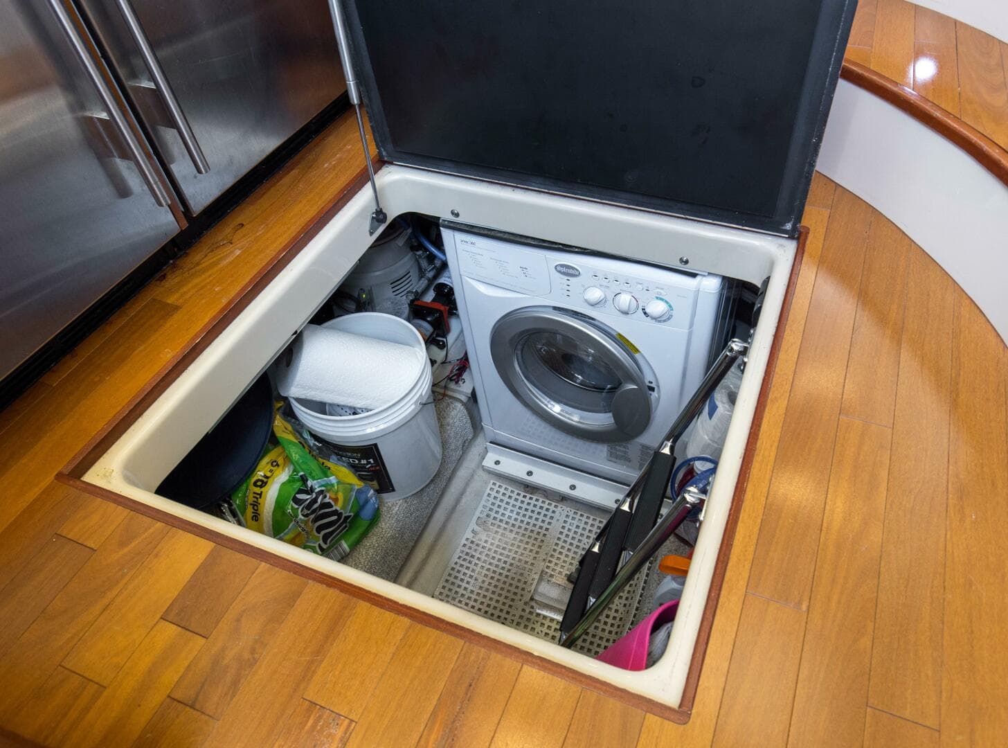 2007 Sea Ray 52 Sedan Bridge — photo 15