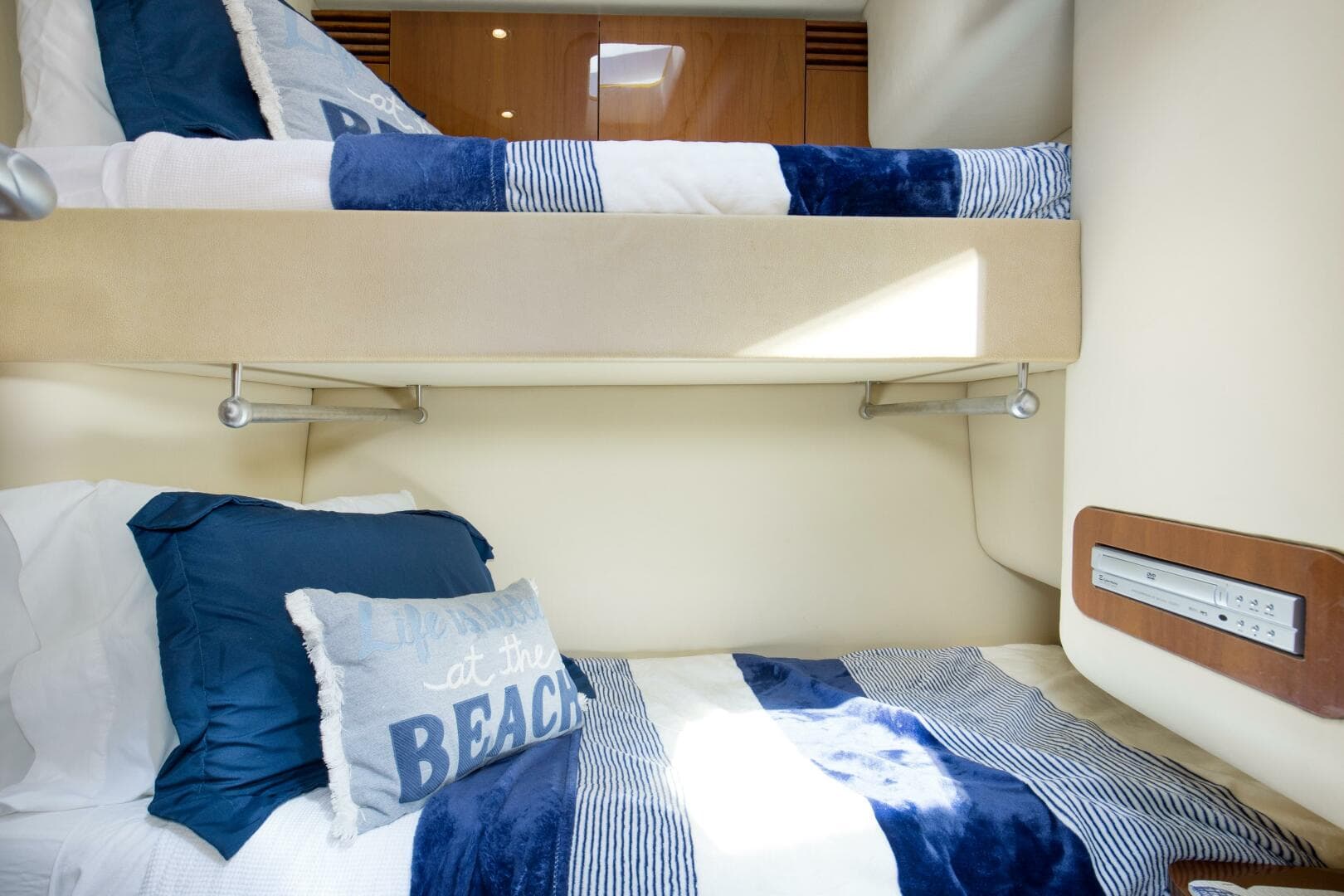 2007 Sea Ray 52 Sedan Bridge — photo 18