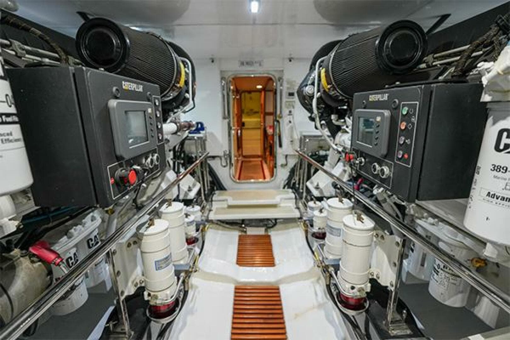 2015 Marlow Explorer 80E-Cb — photo 19