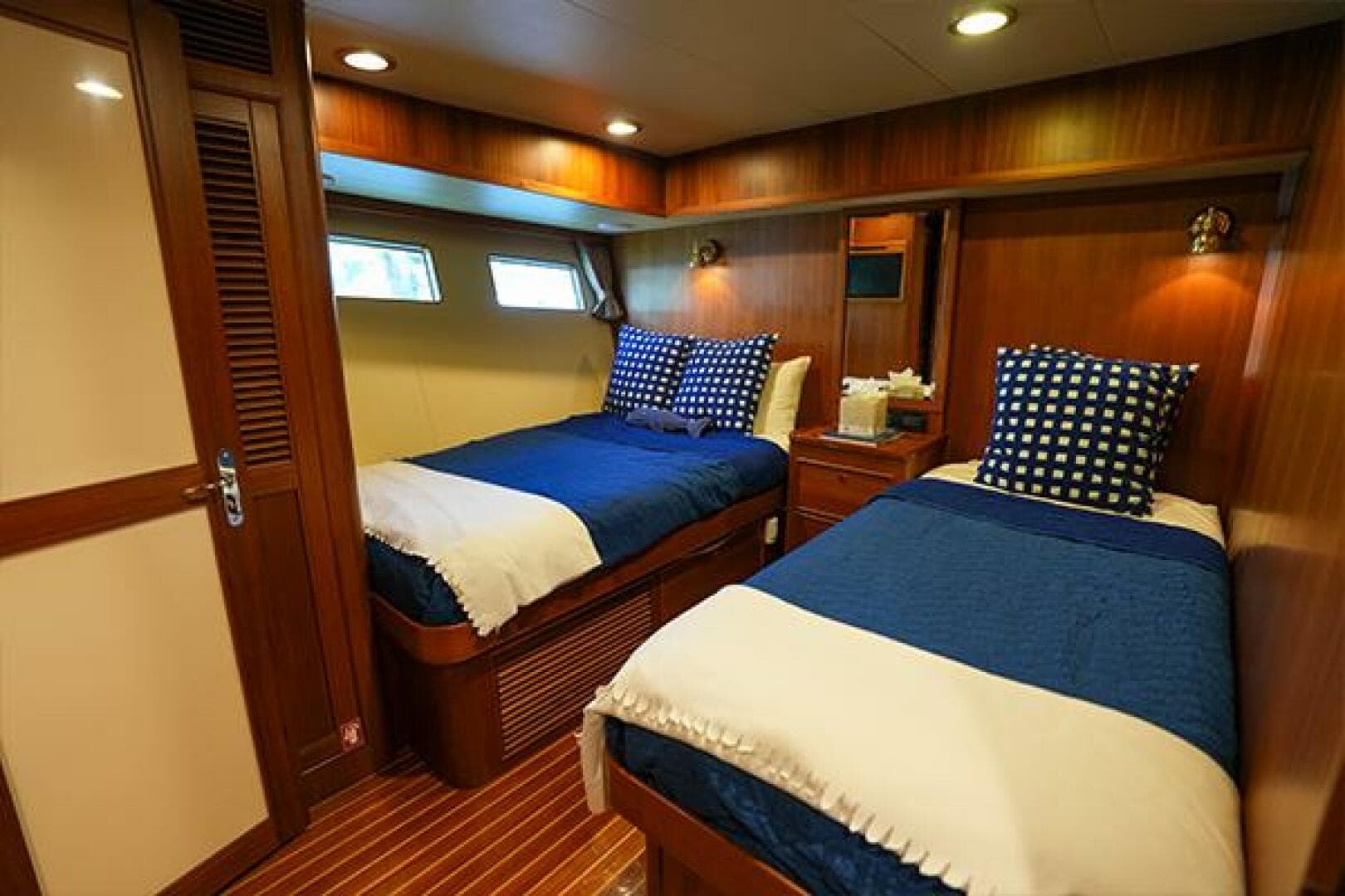 2015 Marlow Explorer 80E-Cb — photo 6