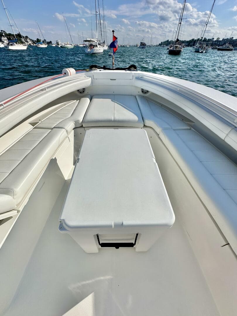 2021 Regulator 34 SS — photo 25