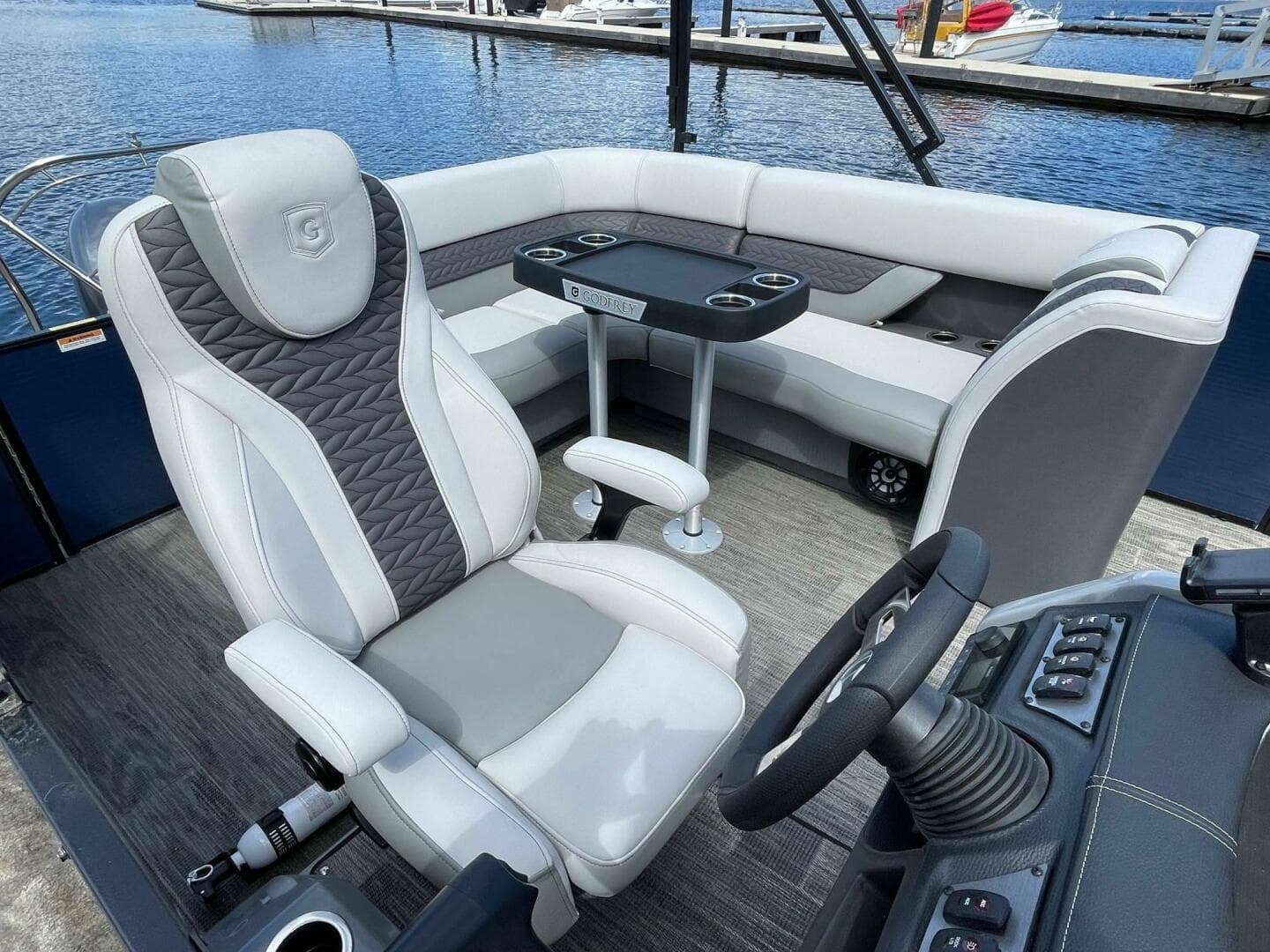 2024 Godfrey Mc 235 C Gtp — photo 7