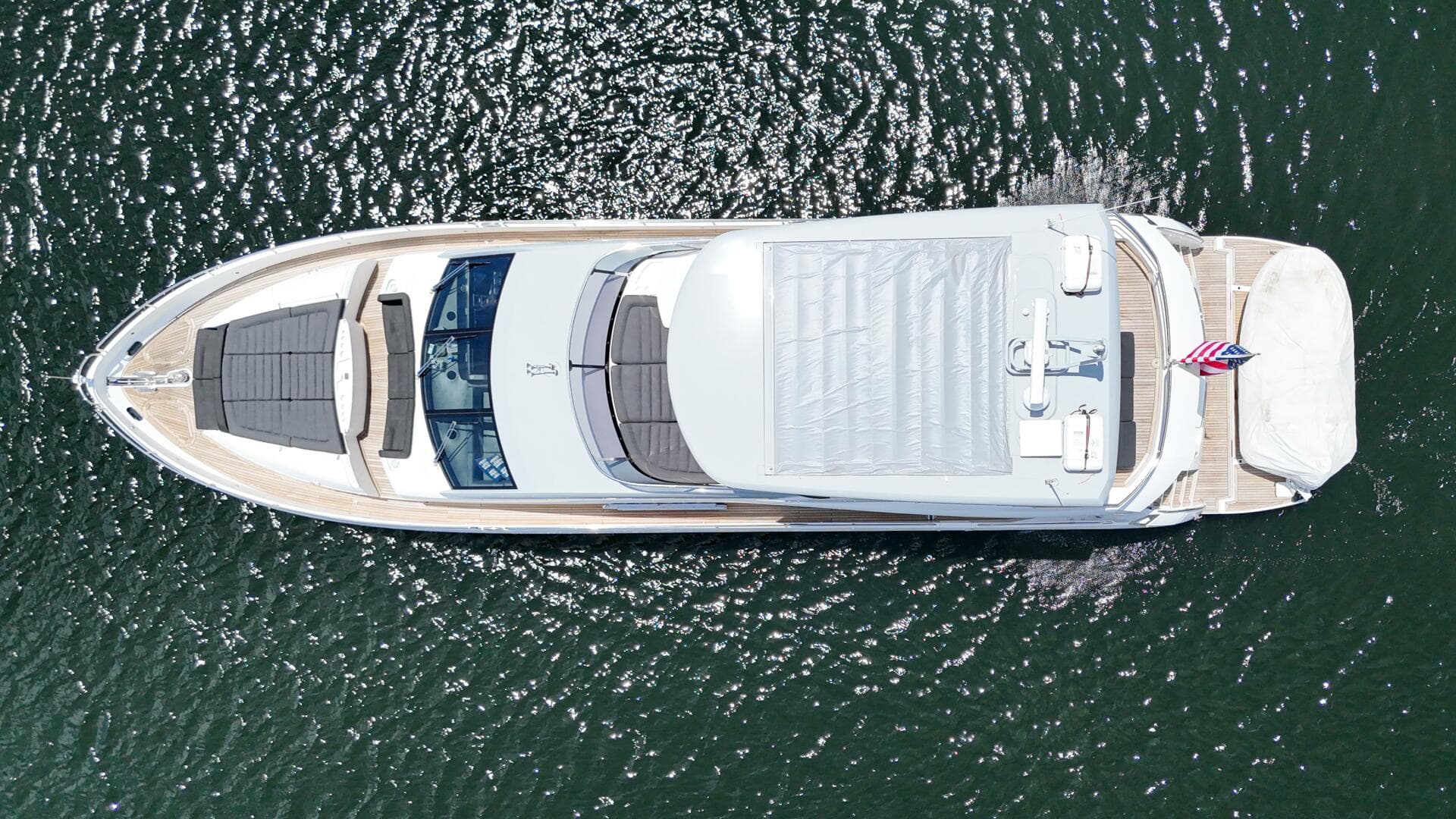 2017 Sunseeker 75 Yacht — photo 11