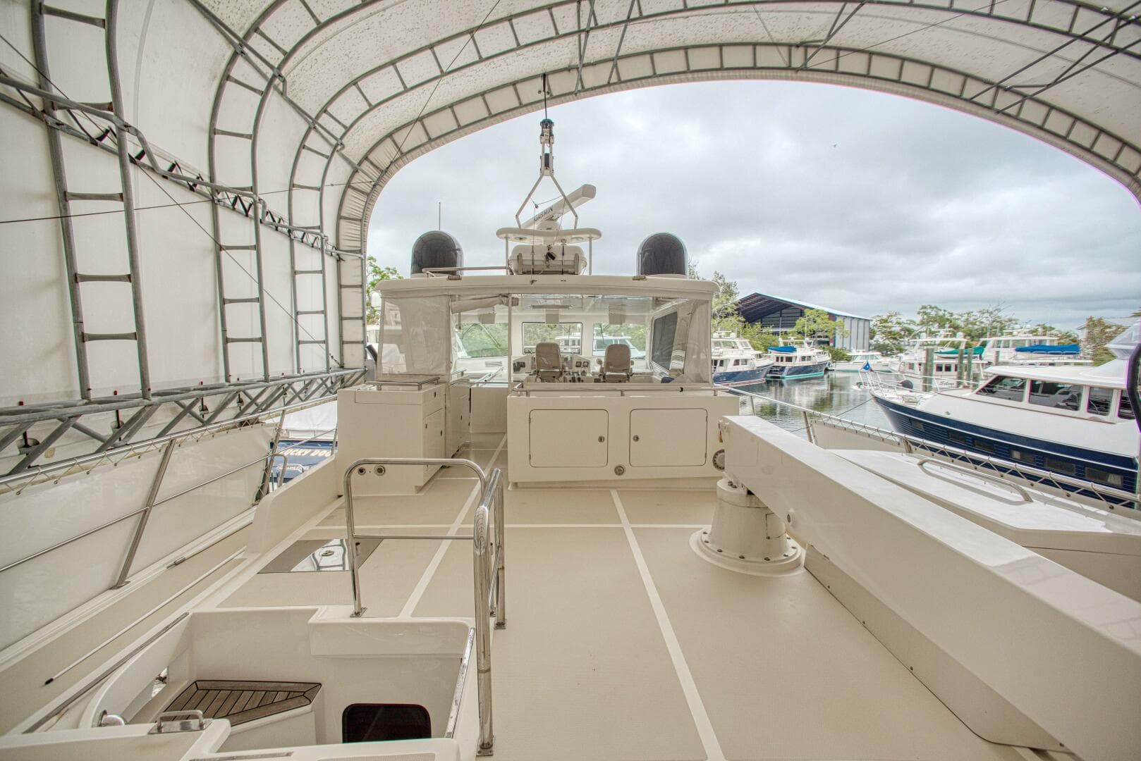 2011 Marlow Explorer 70E — photo 11