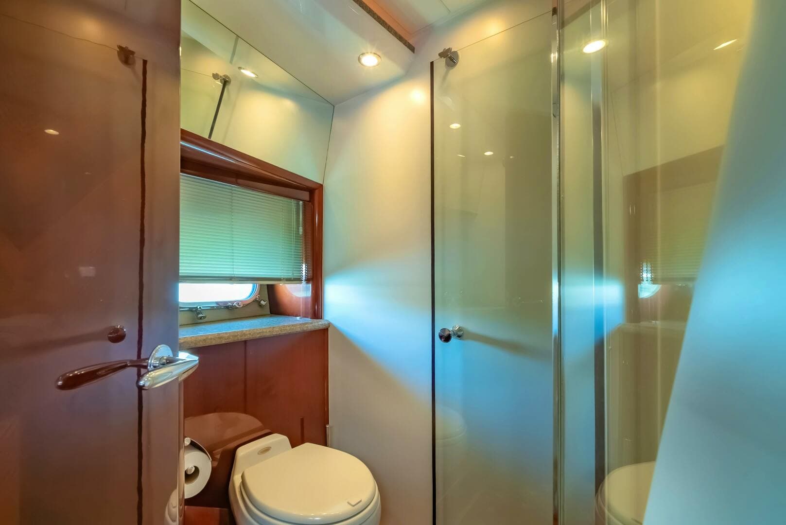 2006 Princess Yachts — photo 22