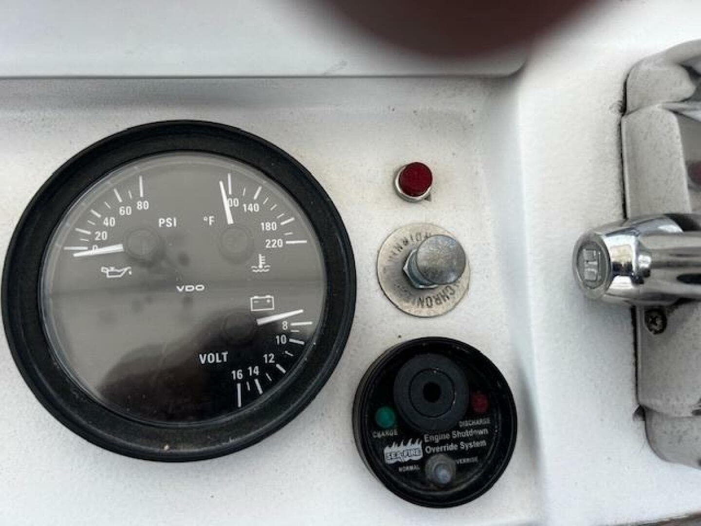 2000 Mainship 390 — photo 84