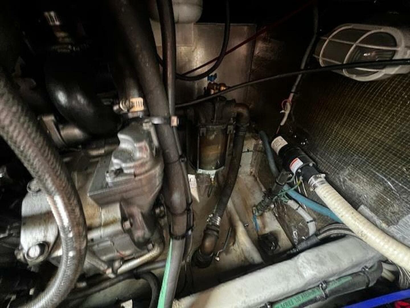 2000 Mainship 390 — photo 75