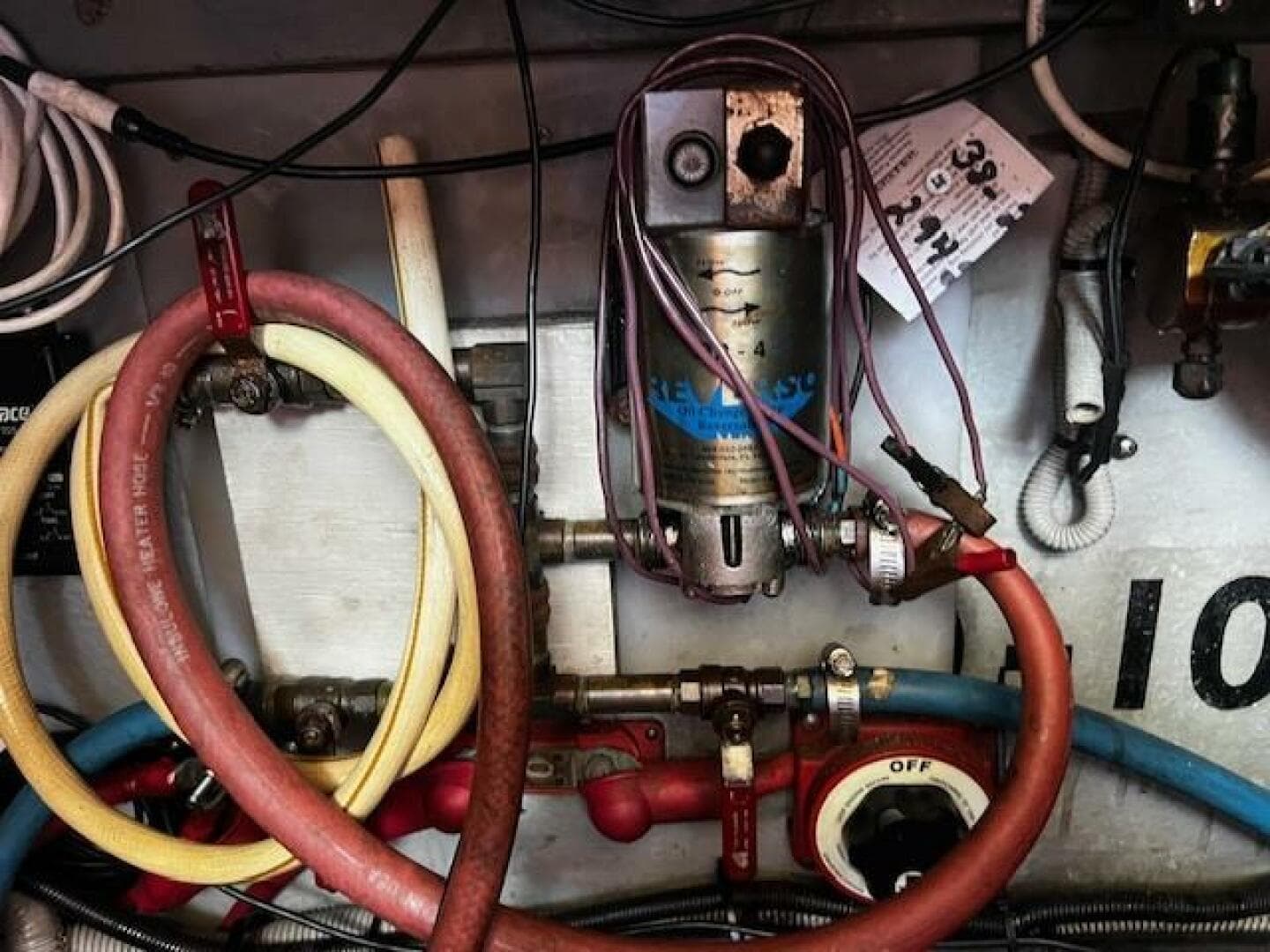 2000 Mainship 390 — photo 63