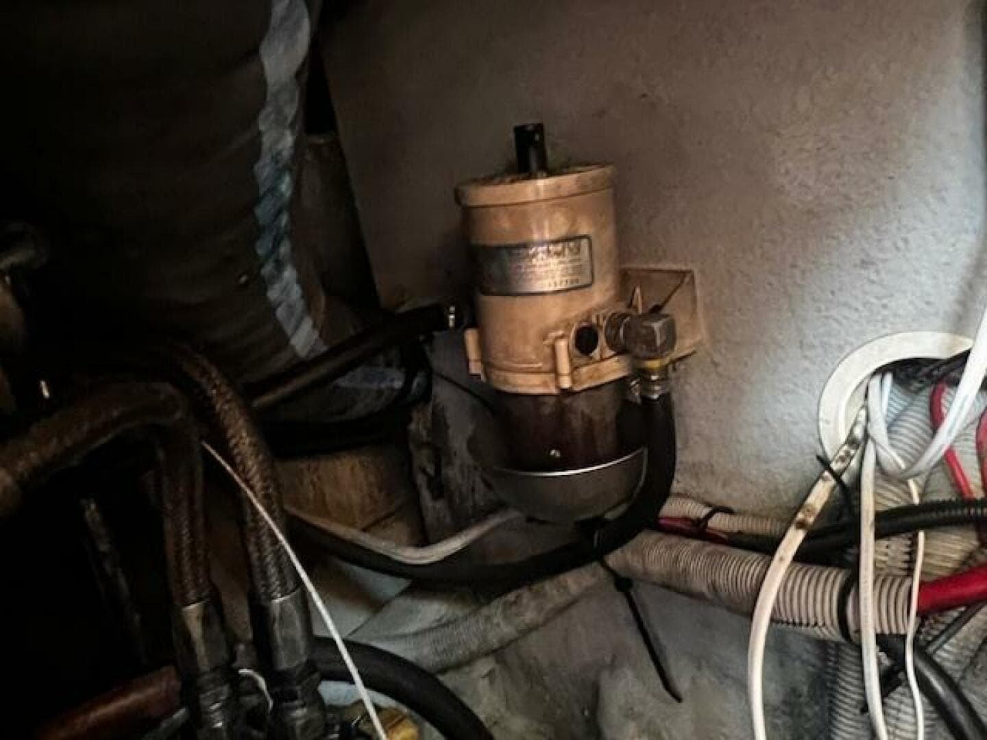 2000 Mainship 390 — photo 66