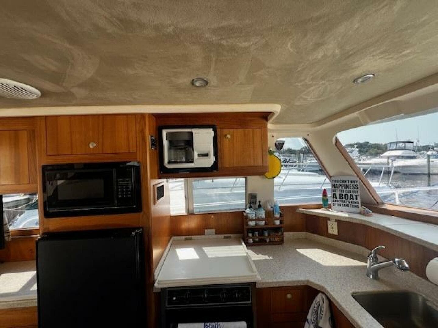 2000 Mainship 390 — photo 32