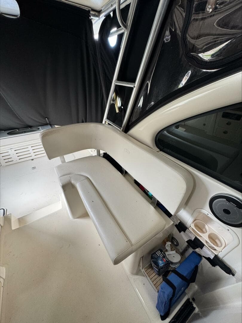 2007 Pursuit 335 Offshore — photo 22