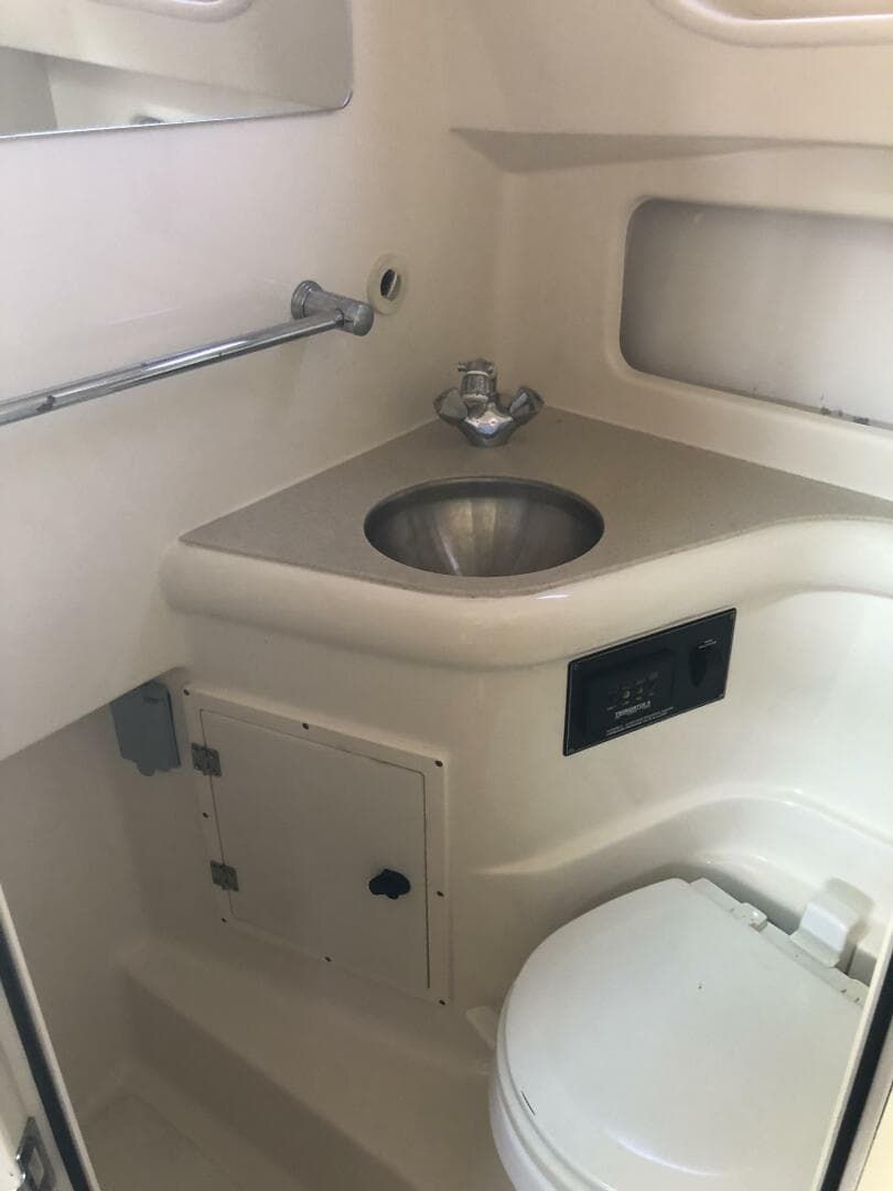 2007 Pursuit 335 Offshore — photo 33