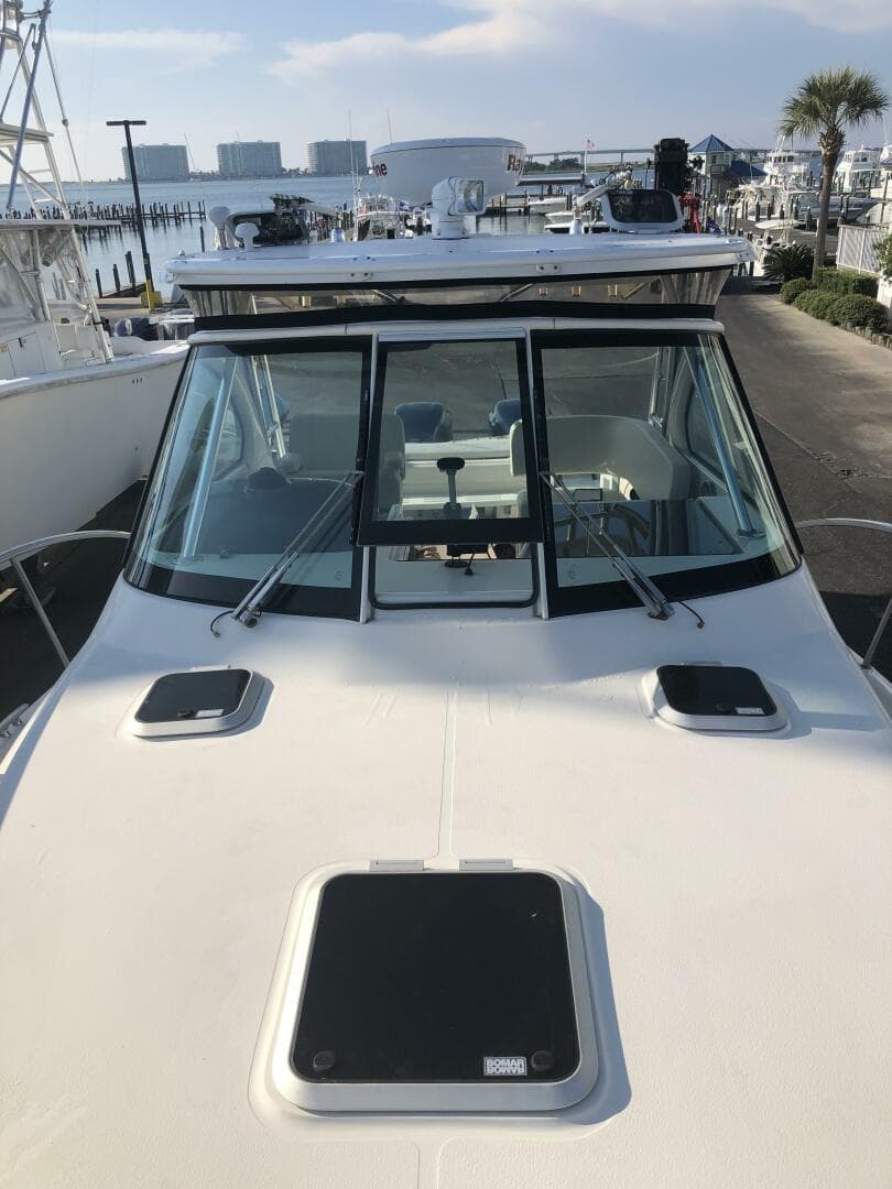 2007 Pursuit 335 Offshore — photo 15