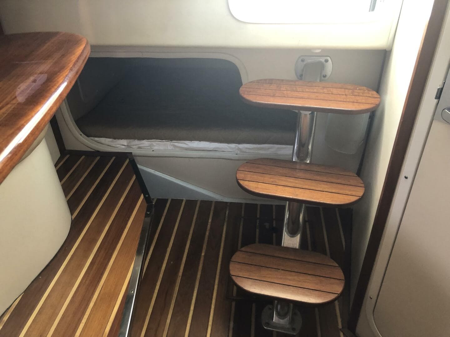 2007 Pursuit 335 Offshore — photo 31