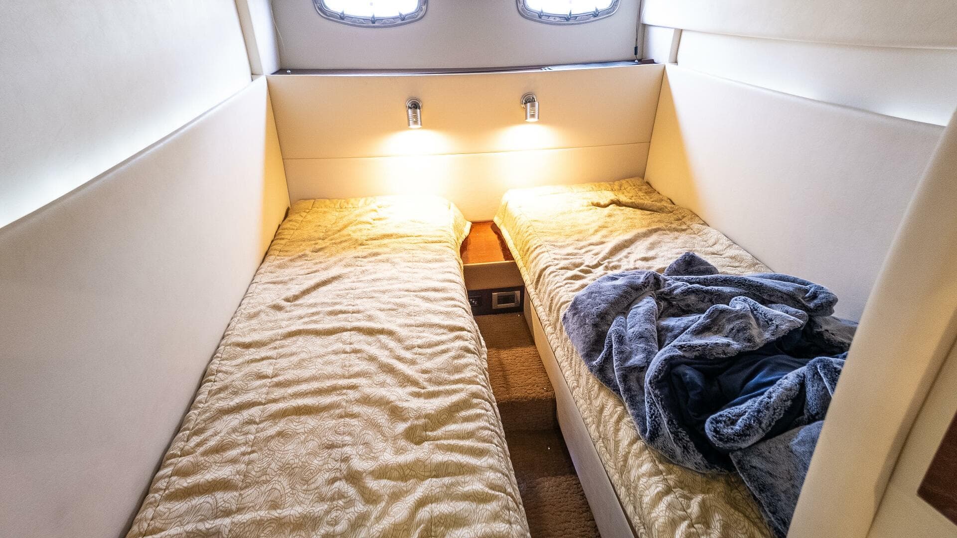 2009 Sea Ray 470 Sundancer — photo 44