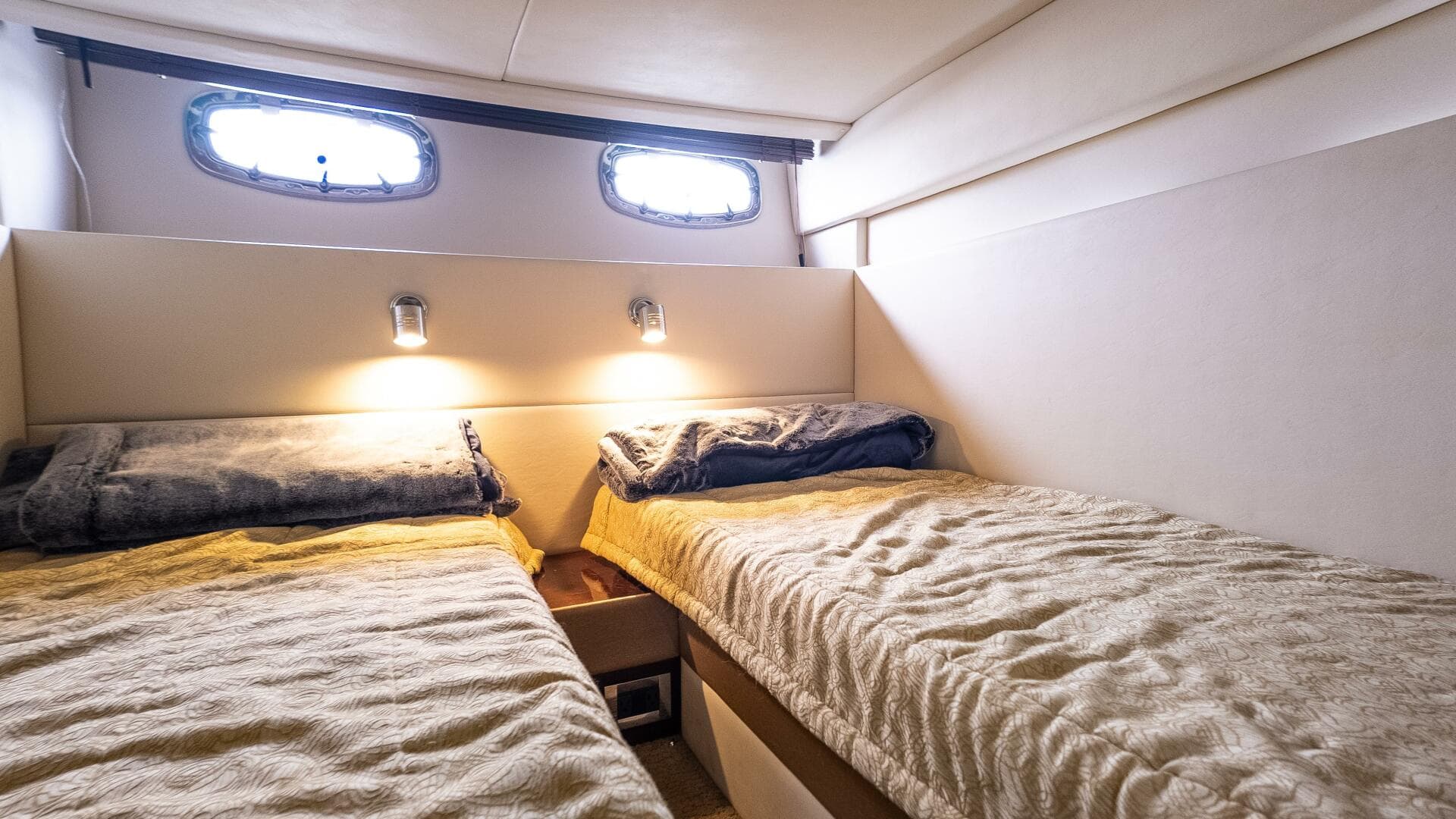 2009 Sea Ray 470 Sundancer — photo 48