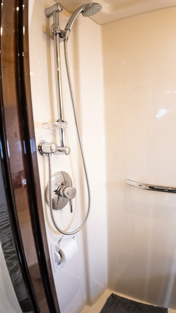 2009 Sea Ray 470 Sundancer — photo 46