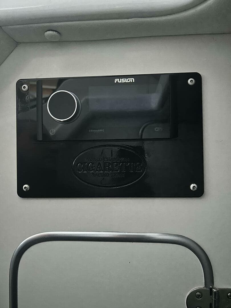 2002 Cigarette Top Gun — photo 13