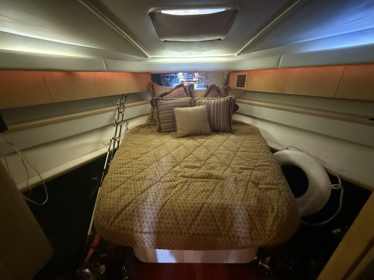 1991 Tiara Yachts 43 Open — photo 32