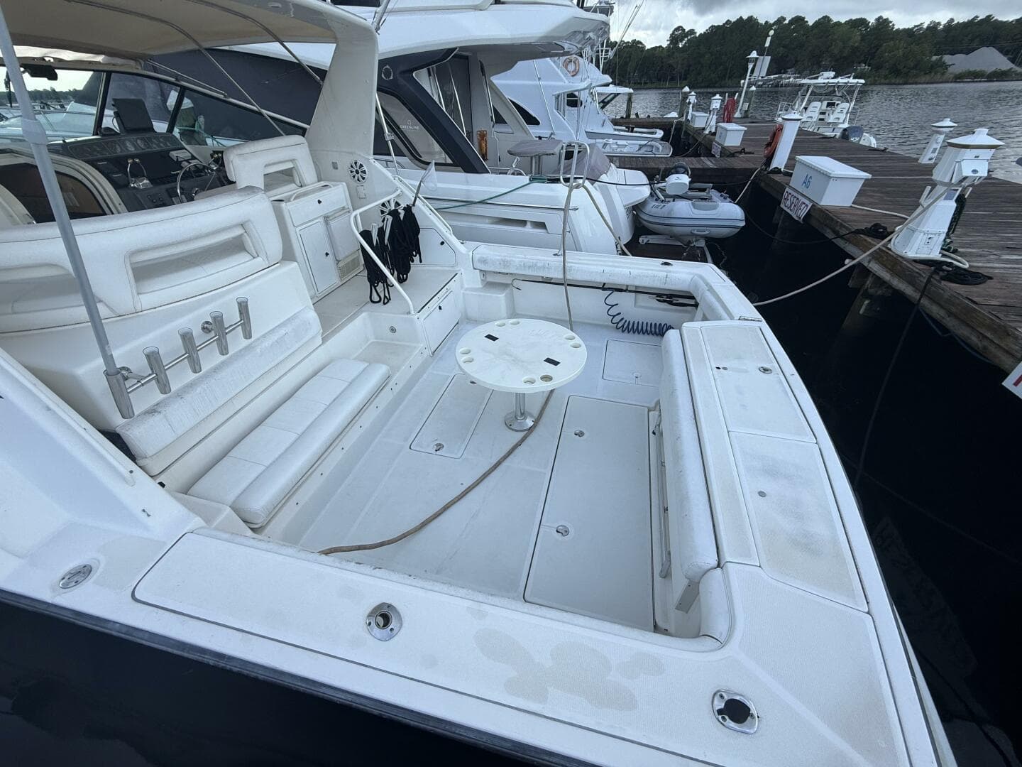 1991 Tiara Yachts 43 Open — photo 5