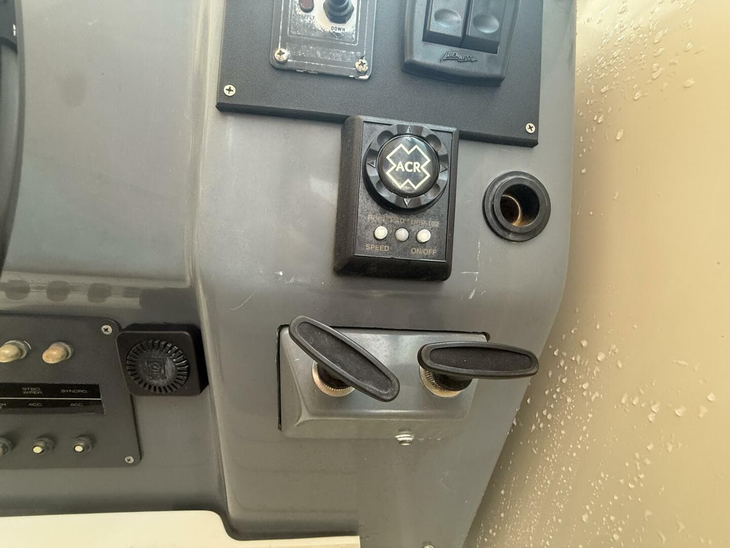 1991 Tiara Yachts 43 Open — photo 22