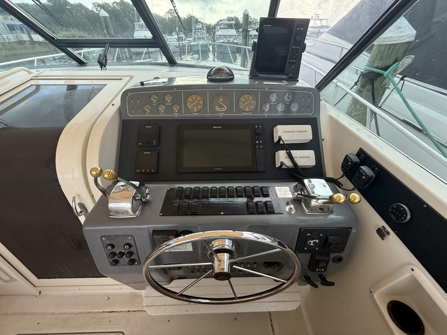 1991 Tiara Yachts 43 Open — photo 20