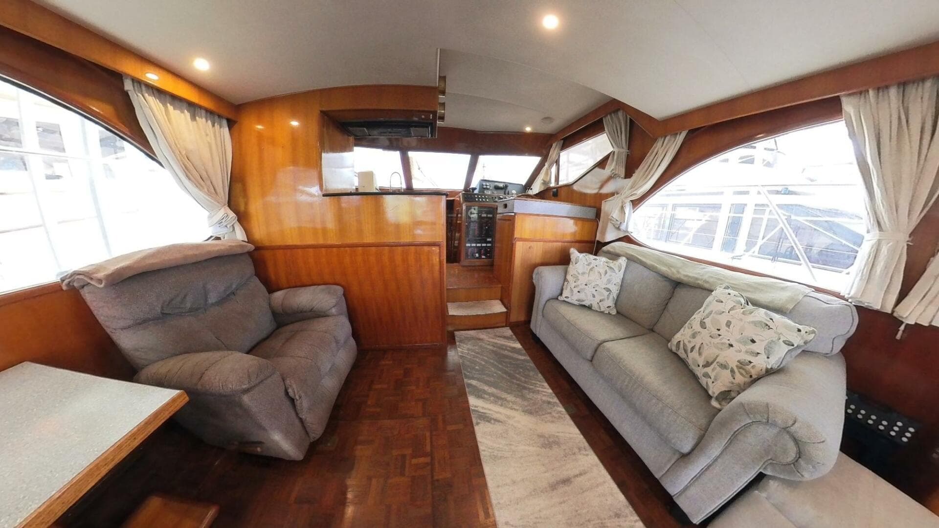 1998 Ocean Alexander 500 Sport Sedan — photo 10