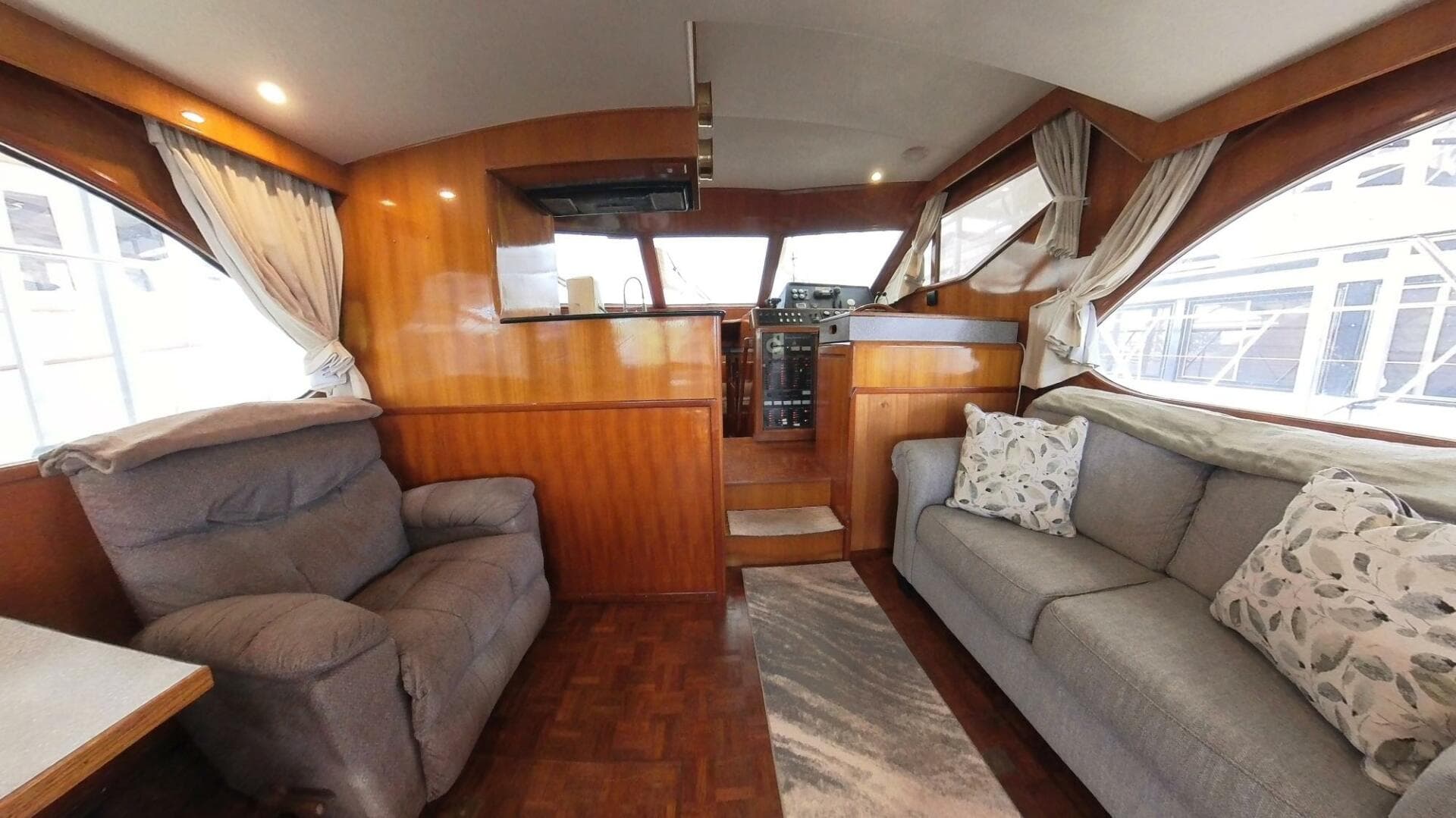 1998 Ocean Alexander 500 Sport Sedan — photo 15