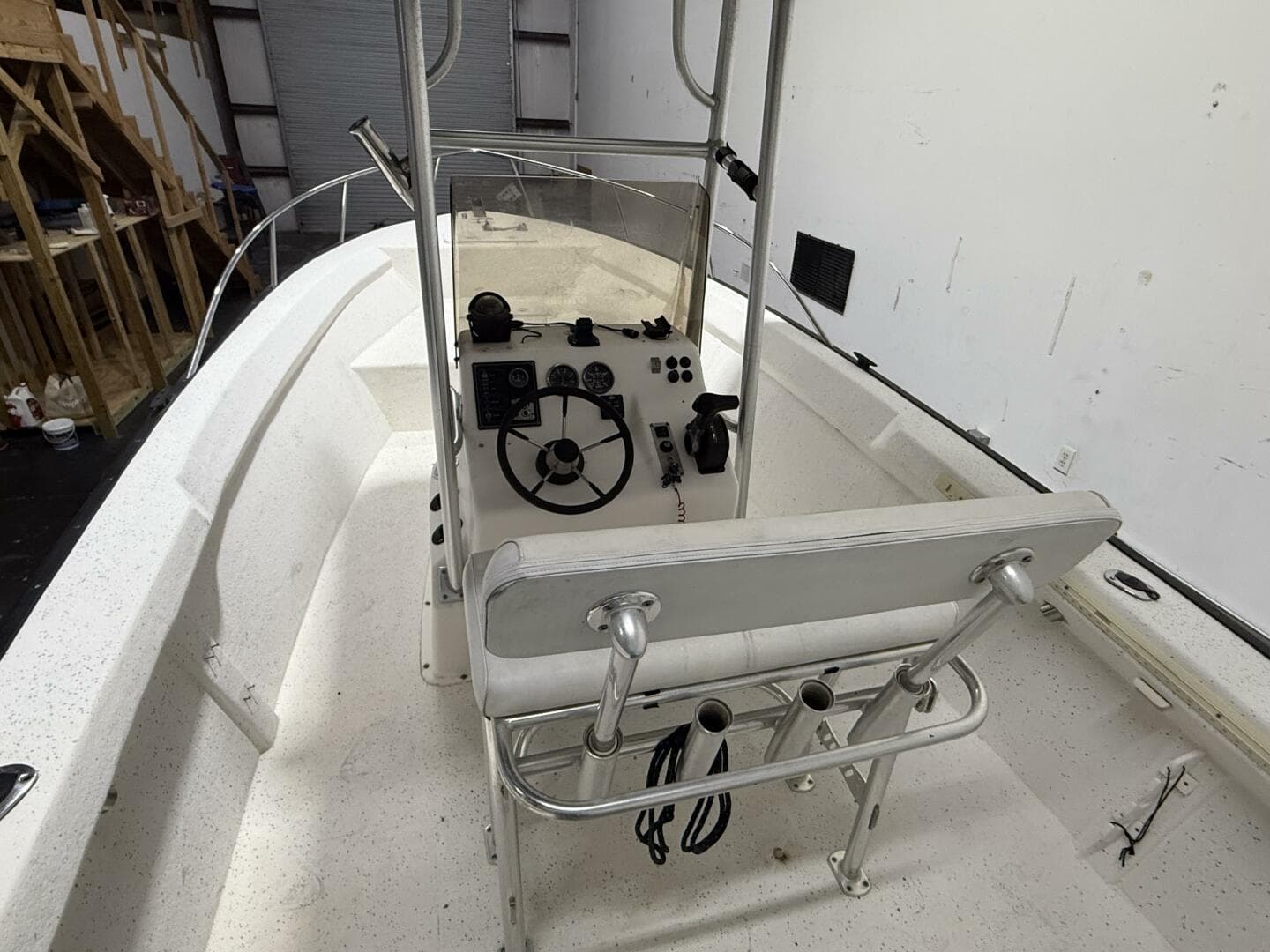 2002 Key Largo 2100 CC — photo 4