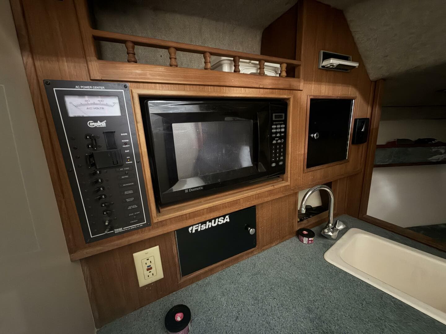 2006 Carolina Classic 28 Express — photo 22