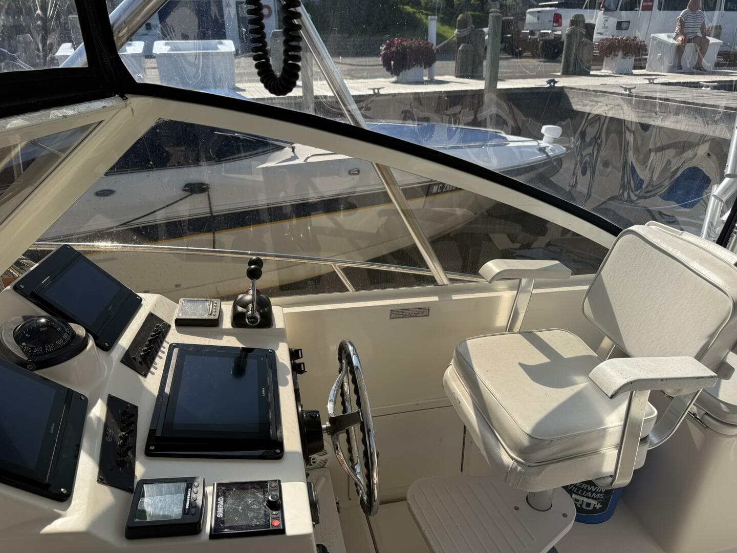 2006 Carolina Classic 28 Express — photo 12