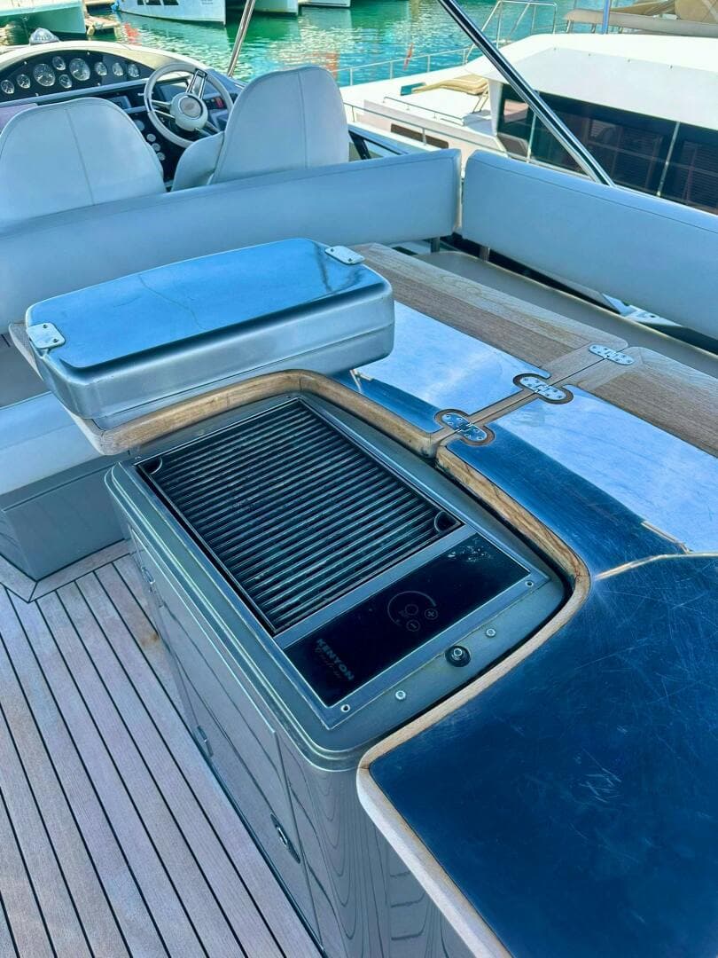 2013 Sunseeker 53 Manhattan — photo 23