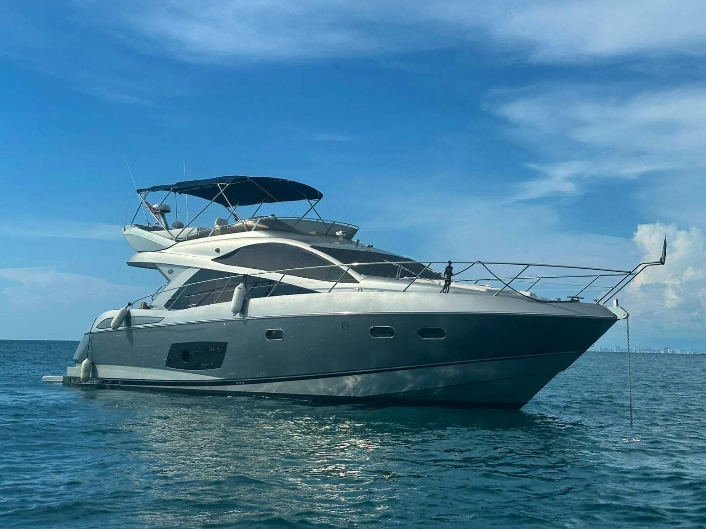 2013 Sunseeker 53 Manhattan — photo 1