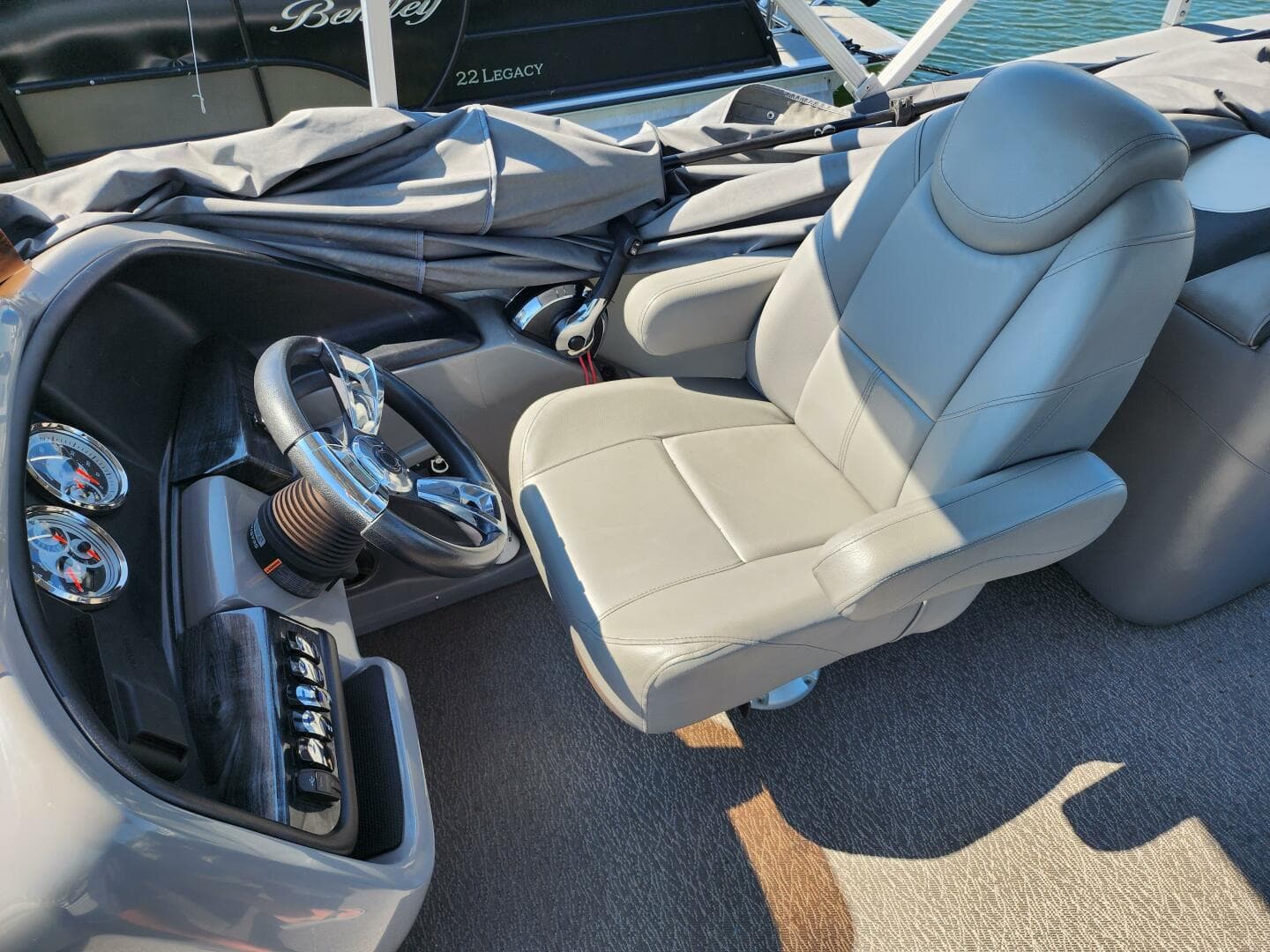 2021 Avalon — photo 5