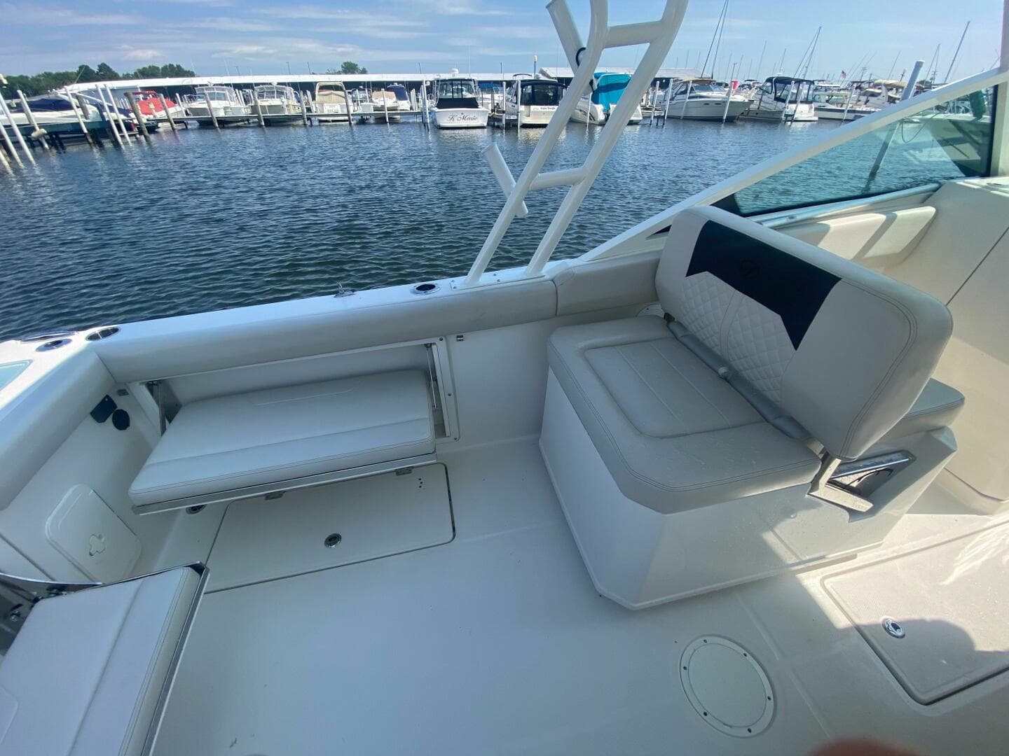 2022 Sailfish 276 Dual Console — photo 15