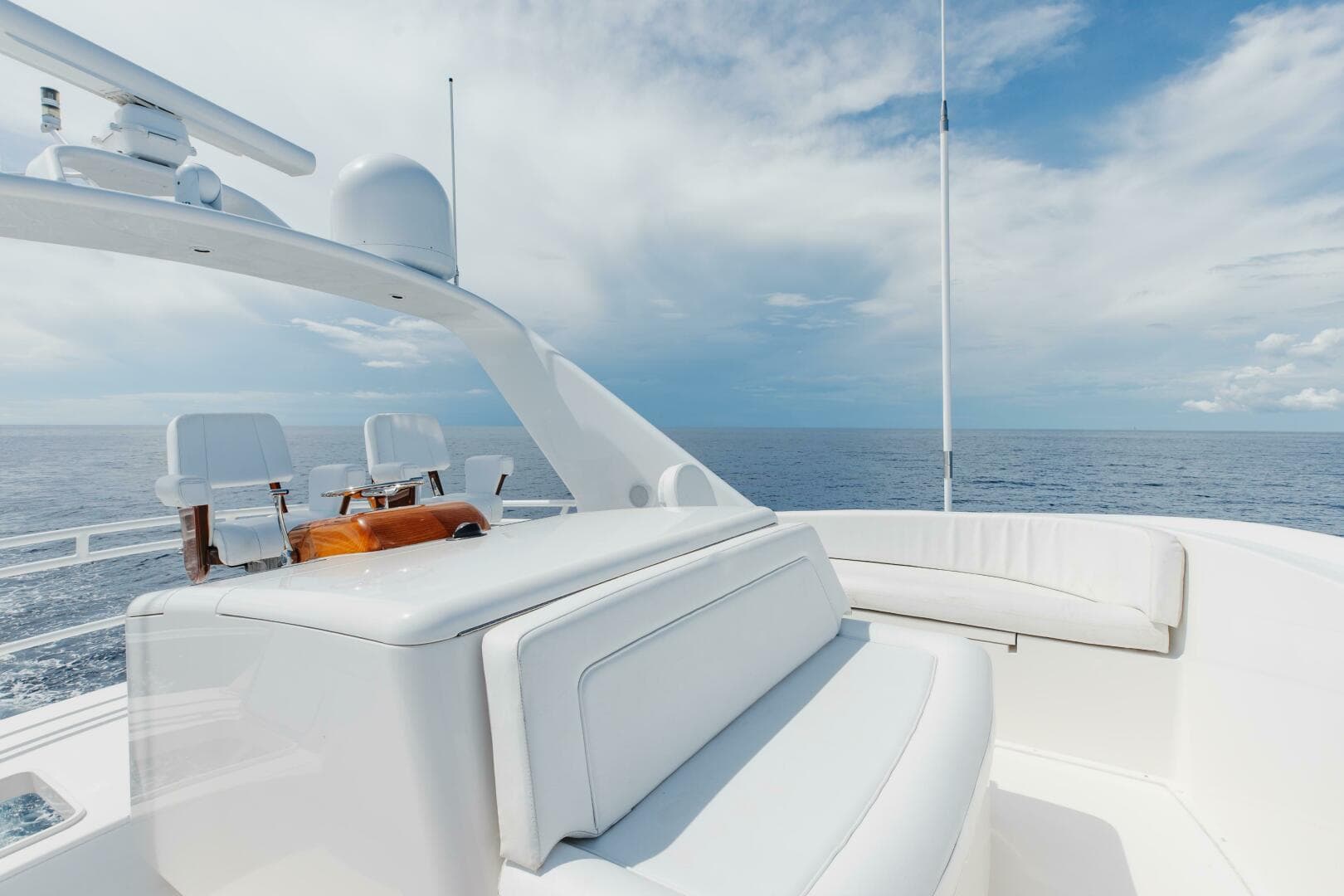 2012 Viking 76 Enclosed Flybridge — photo 41