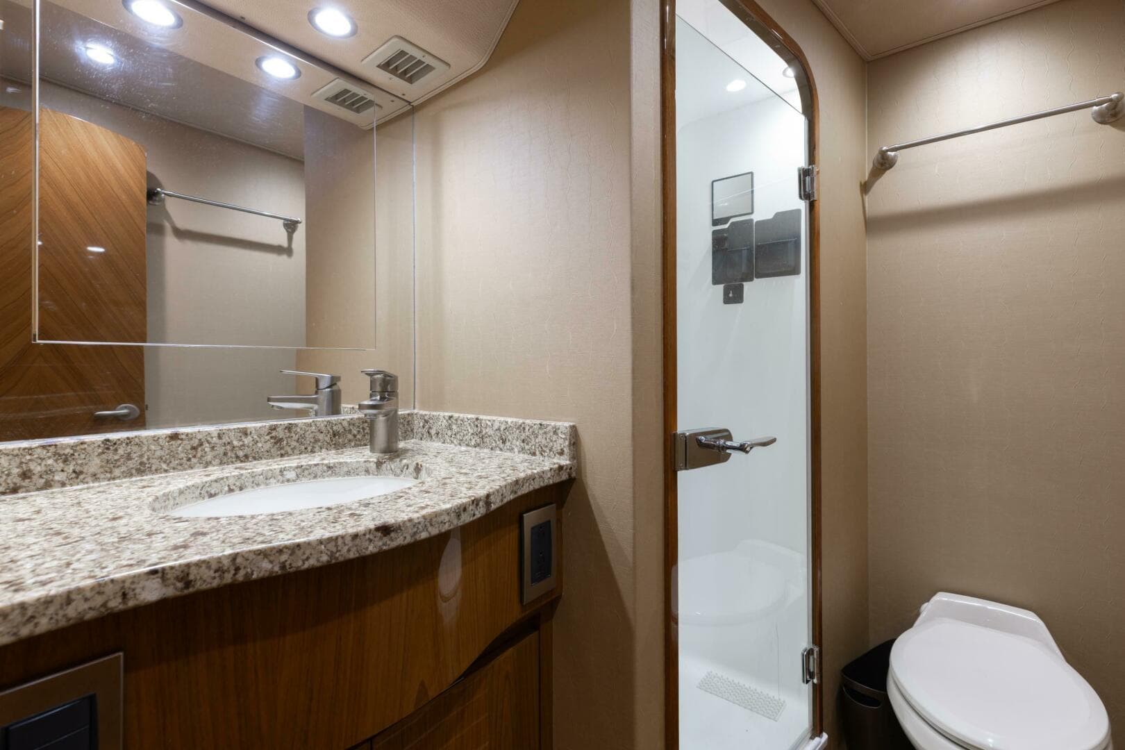 2012 Viking 76 Enclosed Flybridge — photo 29