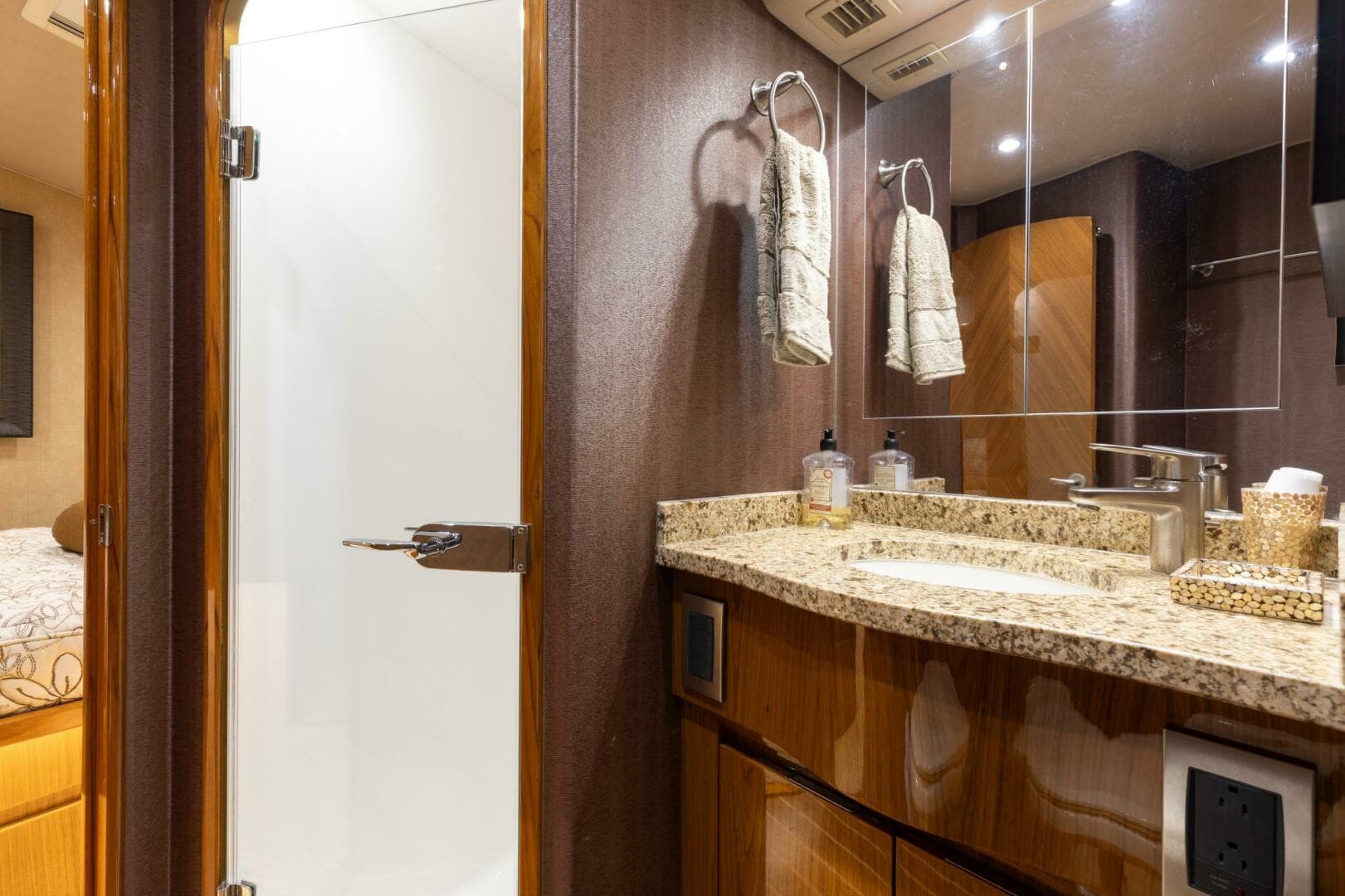 2012 Viking 76 Enclosed Flybridge — photo 19