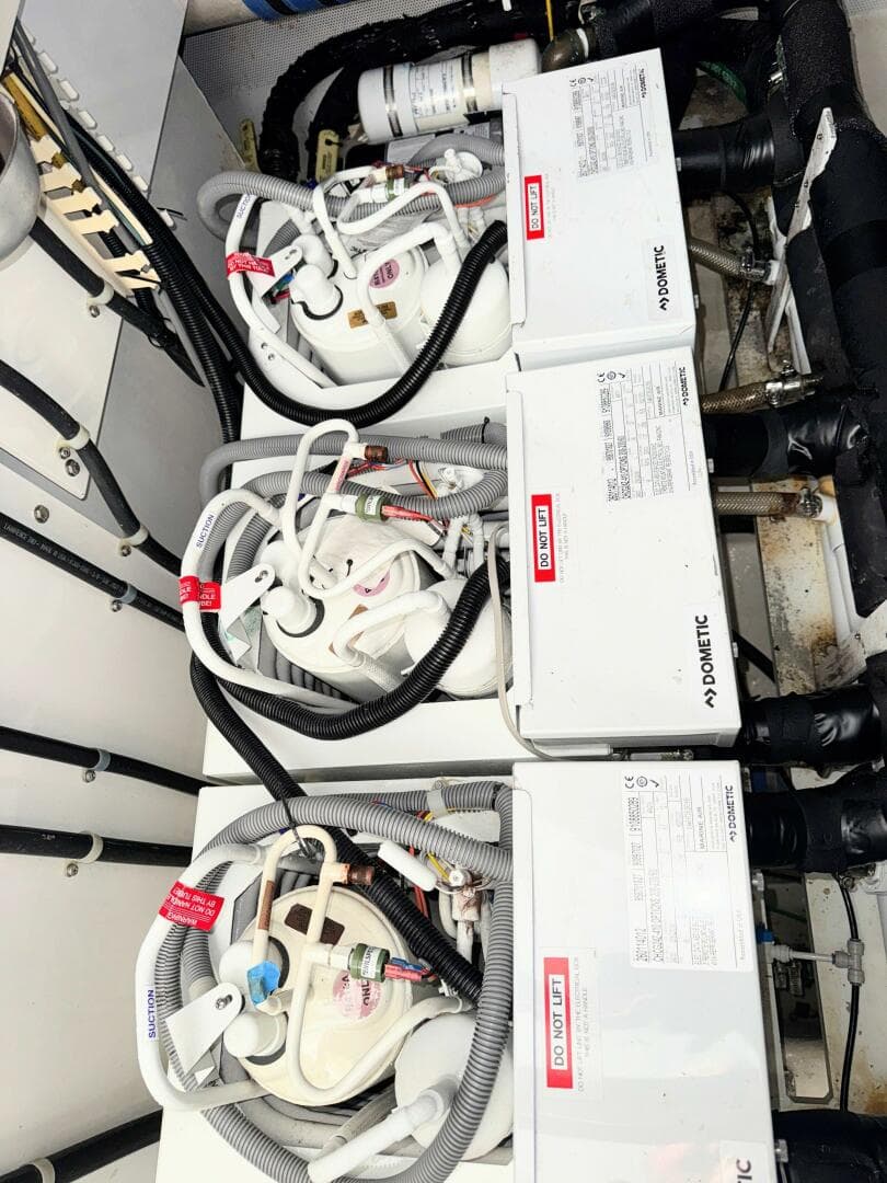 2005 Neptunus 62 Flybridge — photo 63