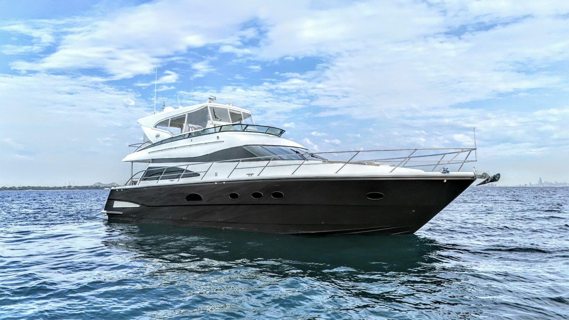 2005 Neptunus 62 Flybridge — photo 1
