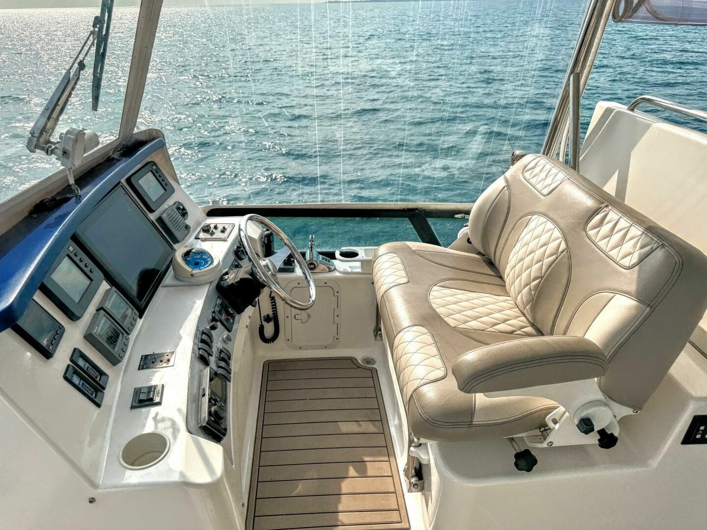 2005 Neptunus 62 Flybridge — photo 28