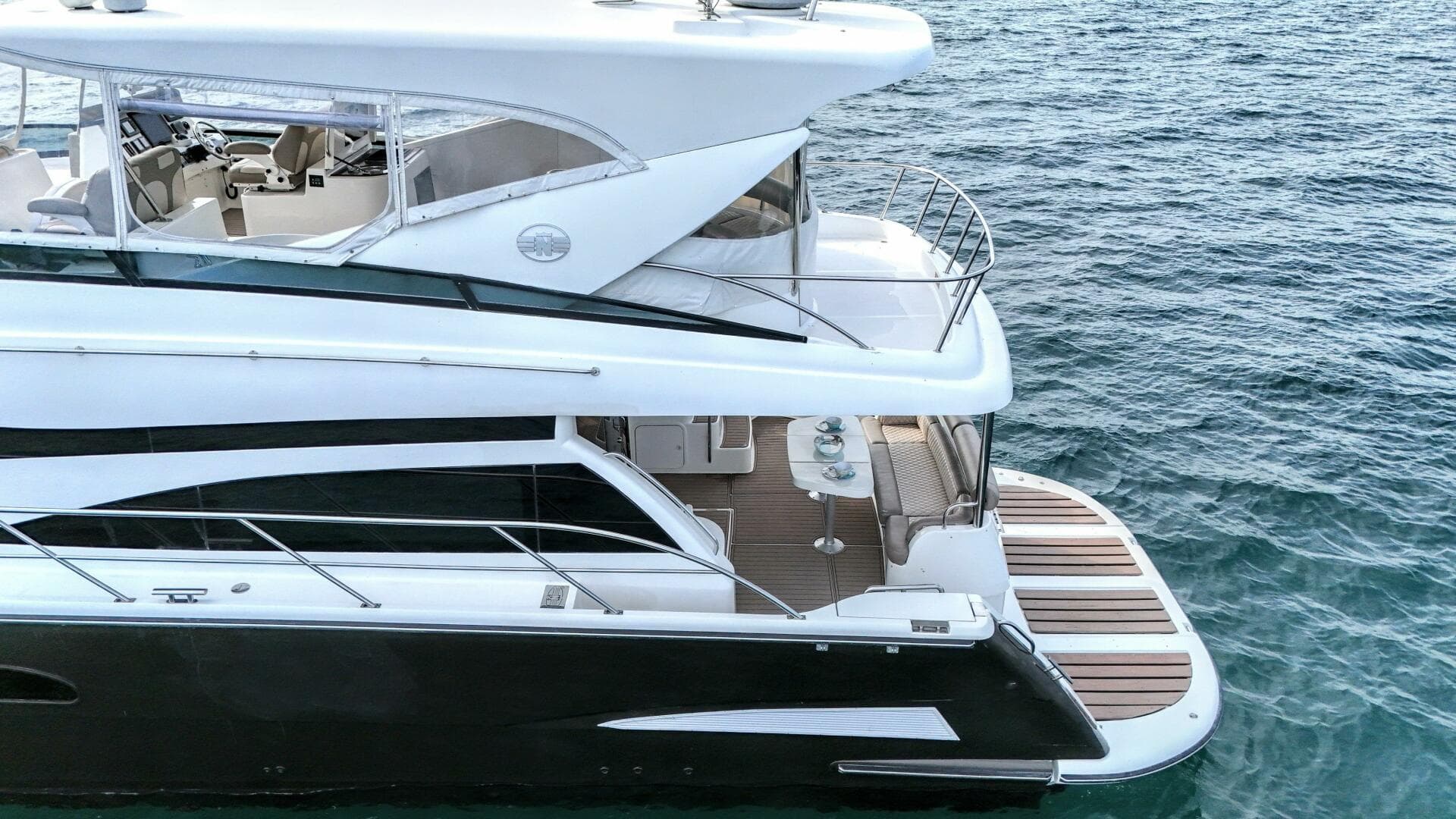 2005 Neptunus 62 Flybridge — photo 12